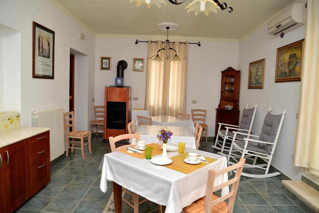 B&B S'Incontru Galtelli Bagian luar foto
